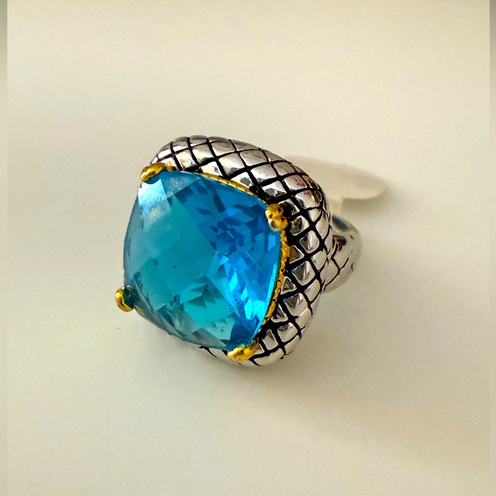 Stunning  Silver Ring with Blue Gemstone